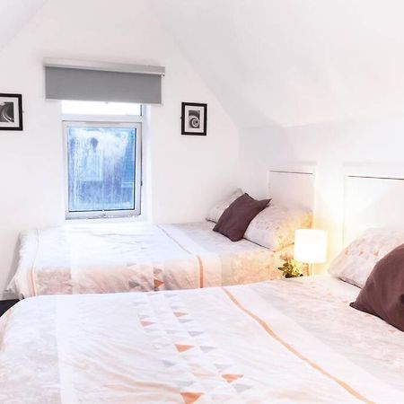 Apartment Up To 9 Close To Centre, Big Tv And Wifi Cardiff Esterno foto