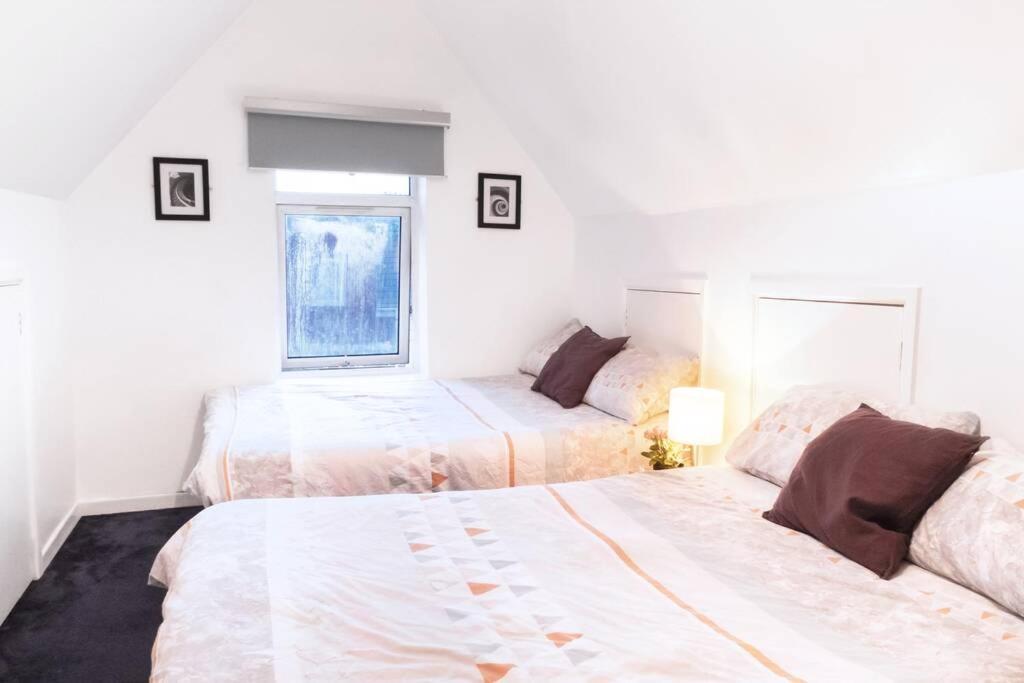 Apartment Up To 9 Close To Centre, Big Tv And Wifi Cardiff Esterno foto